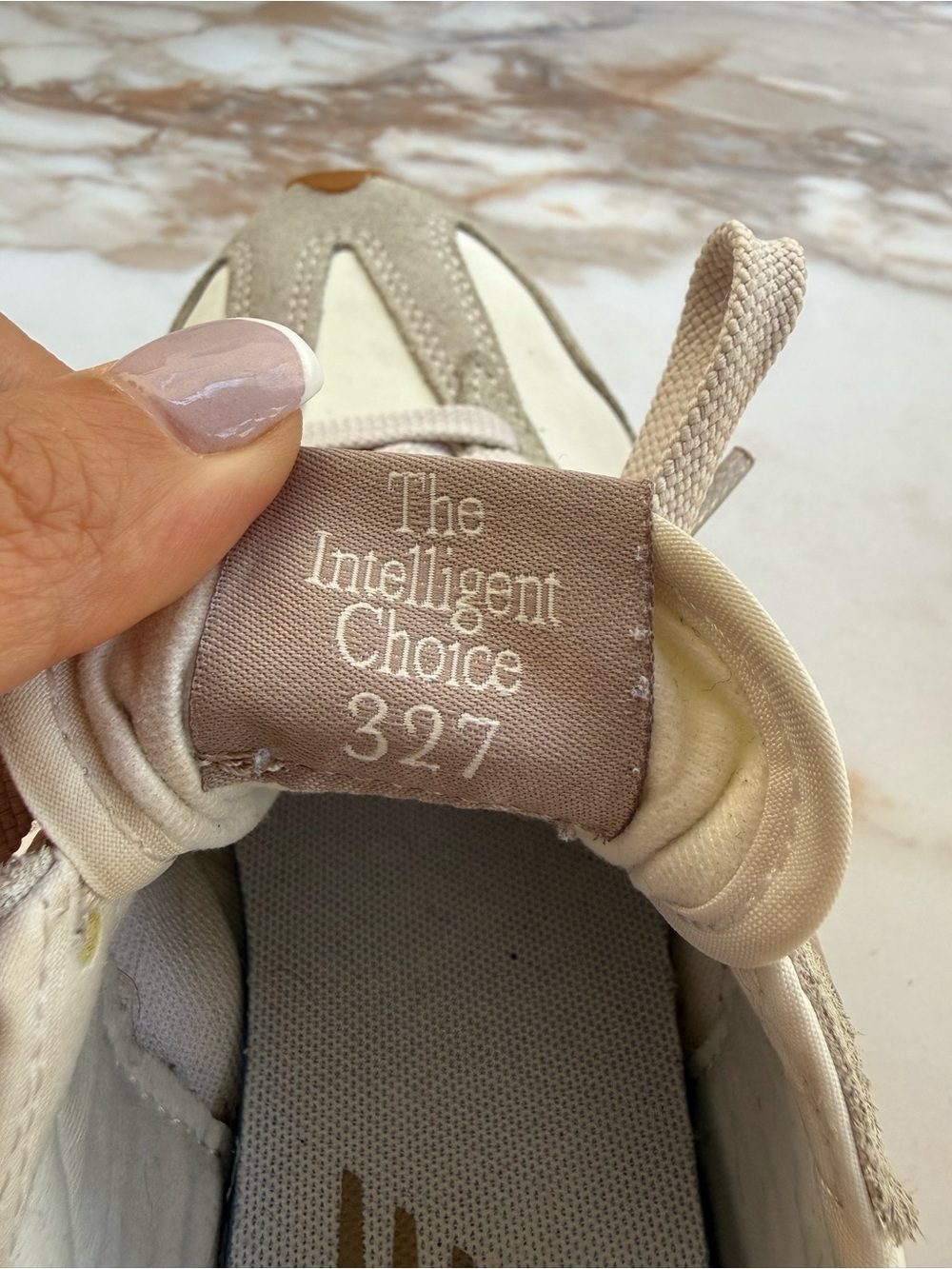 Women's Neutral Beige & Cream Lace-Up Sneakers New Balance 327 - Picture 4 of 7